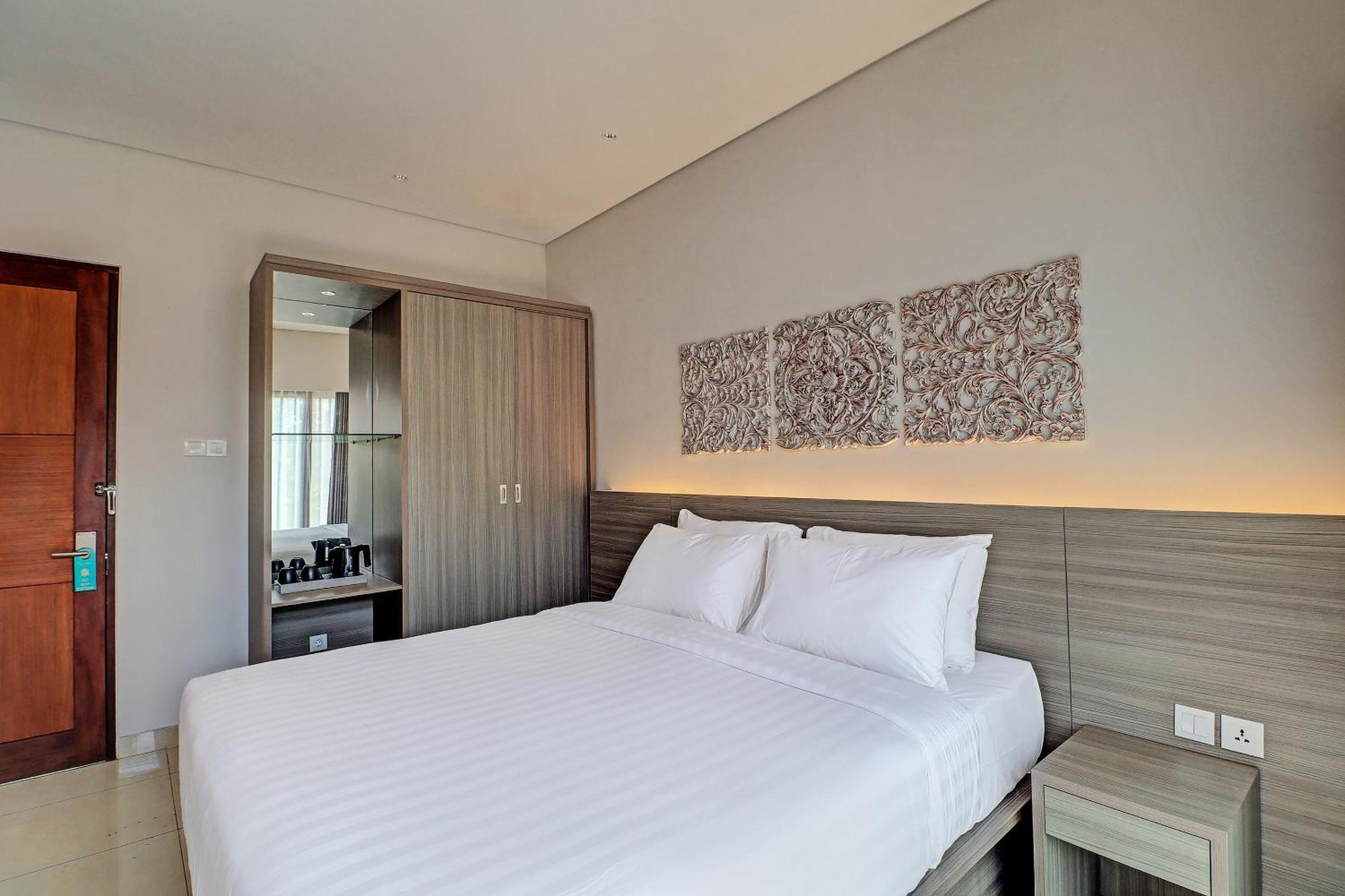 Townhouse Oak Signature Hotel Sanur Exterior foto