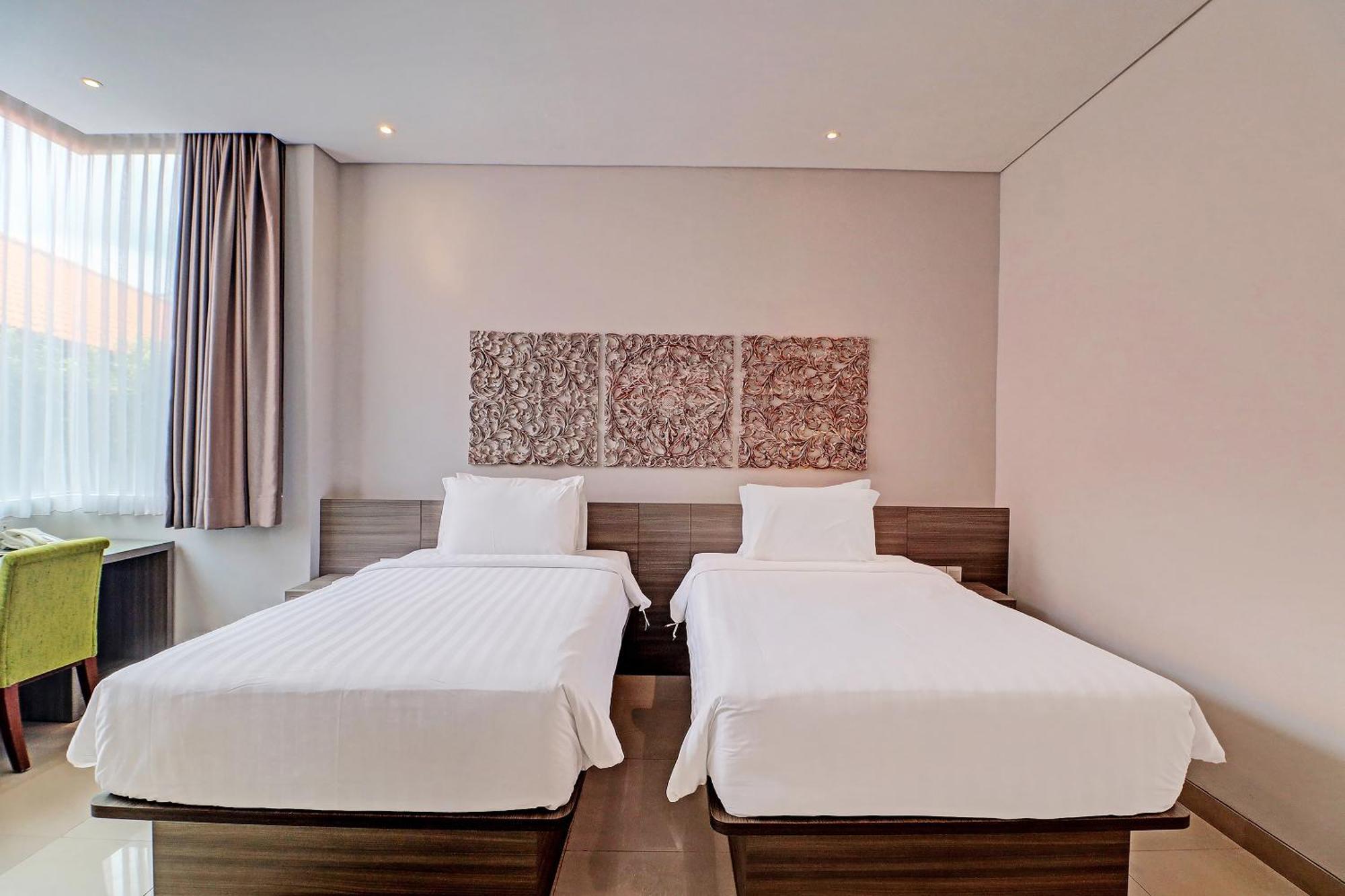 Townhouse Oak Signature Hotel Sanur Exterior foto