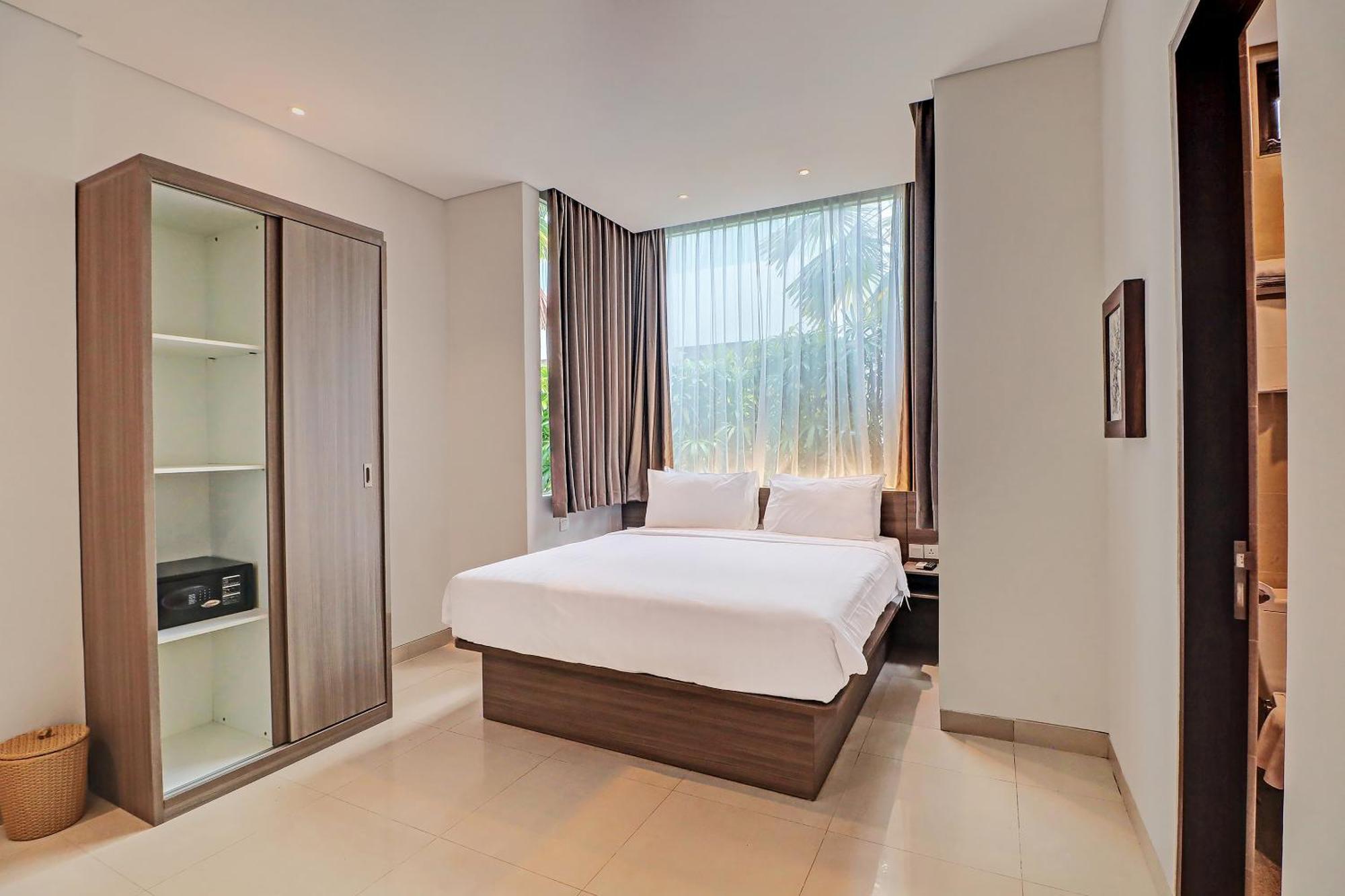 Townhouse Oak Signature Hotel Sanur Exterior foto