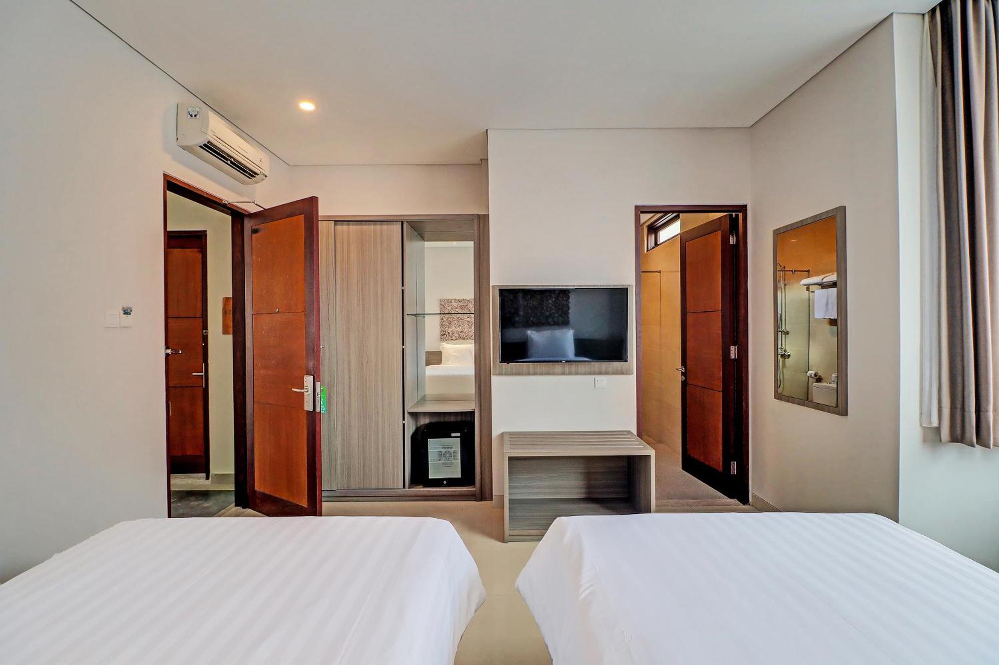 Townhouse Oak Signature Hotel Sanur Exterior foto
