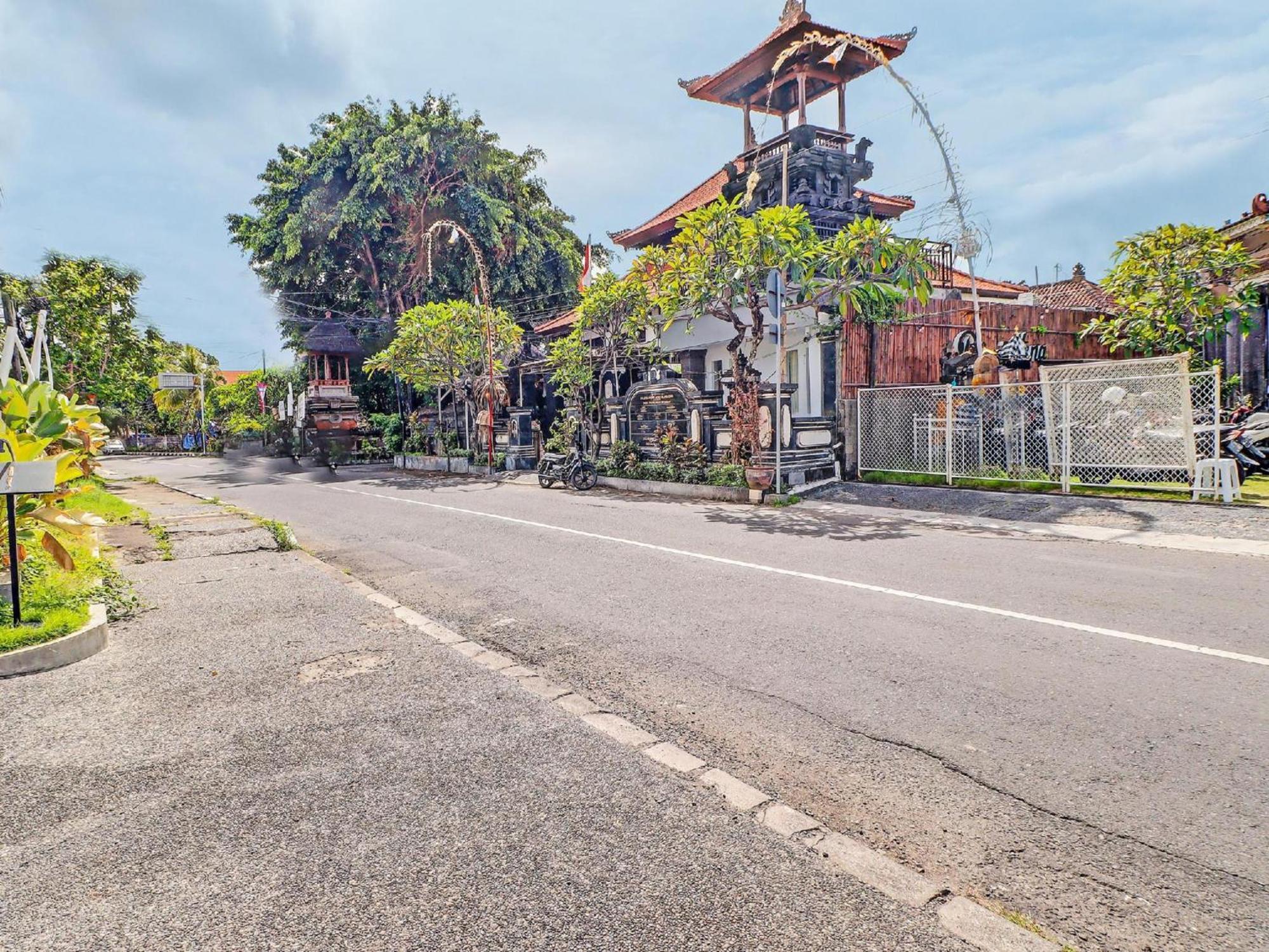 Townhouse Oak Signature Hotel Sanur Exterior foto