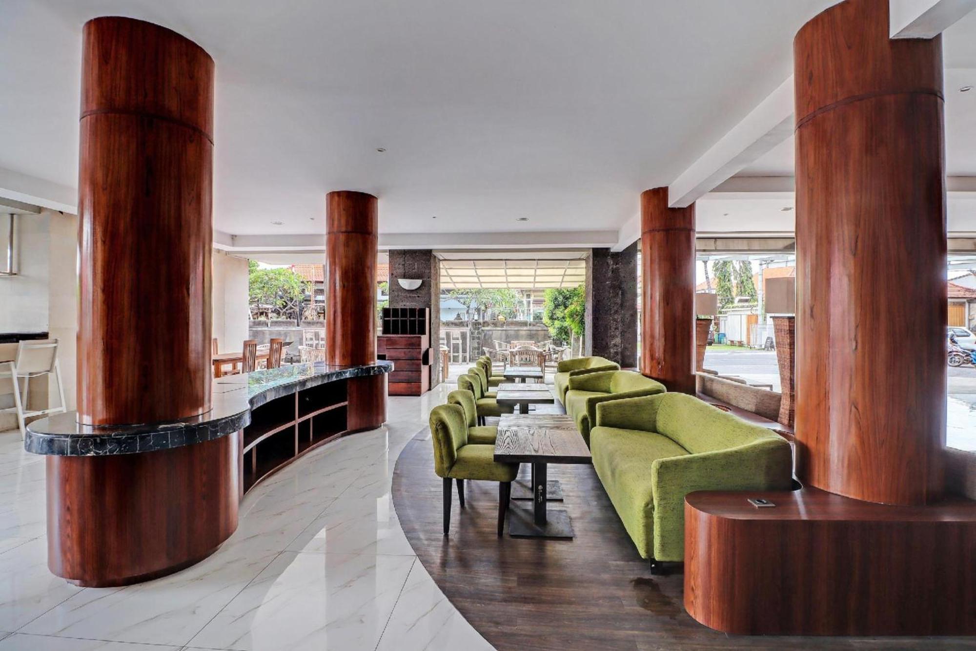 Townhouse Oak Signature Hotel Sanur Exterior foto