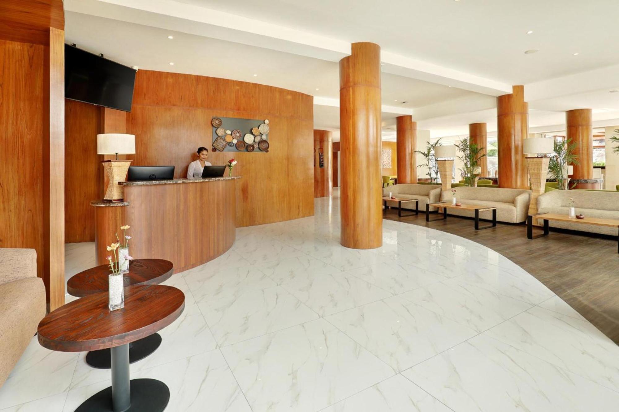 Townhouse Oak Signature Hotel Sanur Exterior foto
