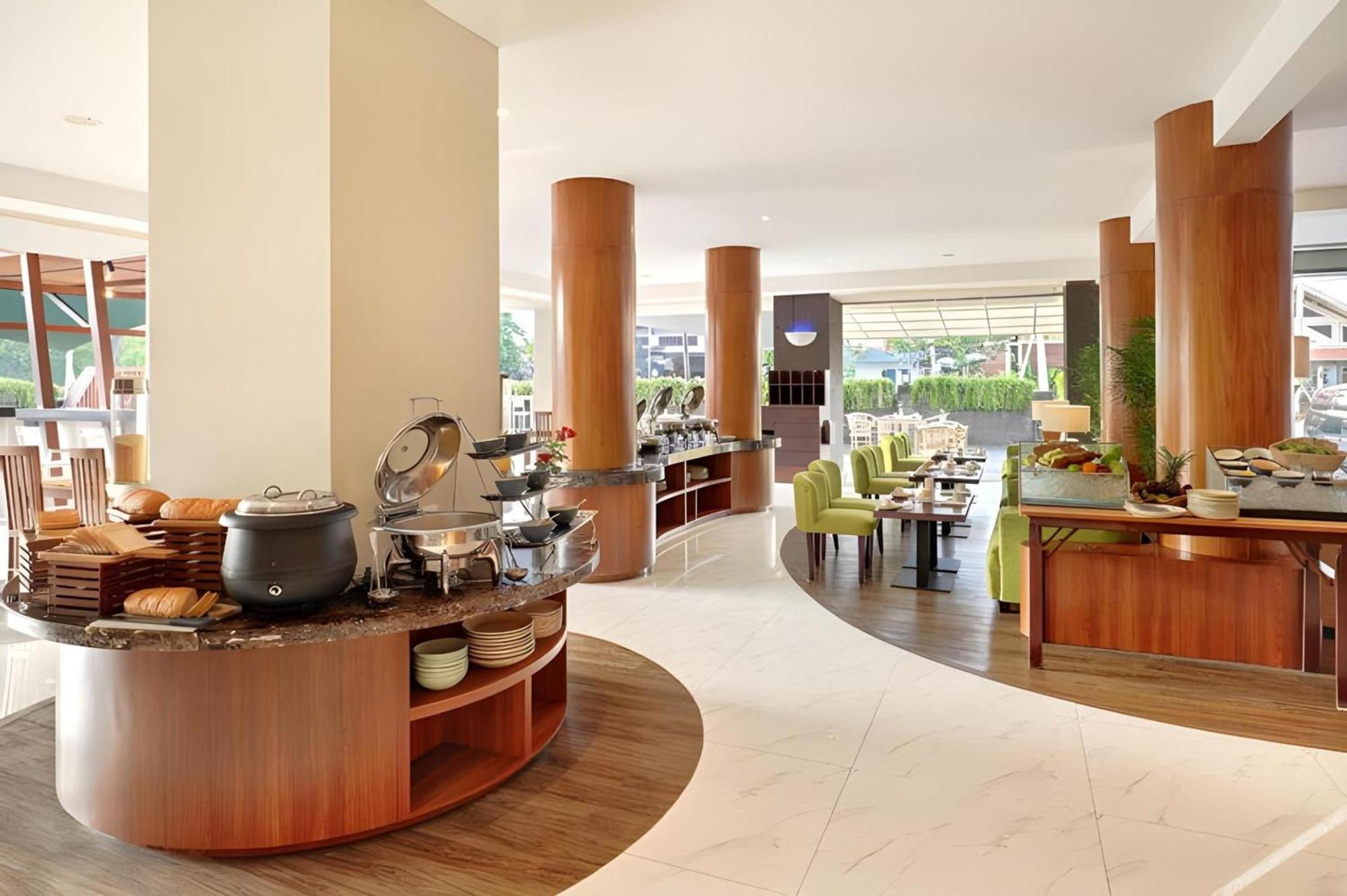 Townhouse Oak Signature Hotel Sanur Exterior foto
